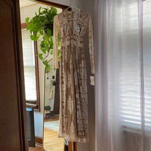 Beautiful Never Worn Dress!!